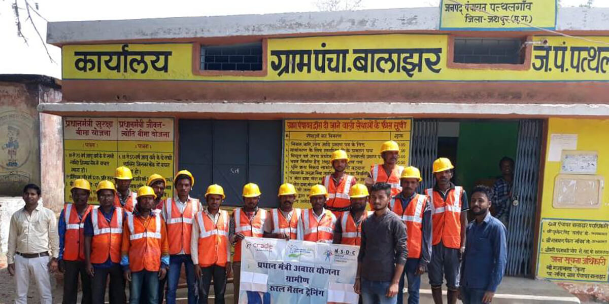 Yuva Skill Foundation Slider Photo 20190326144114.jpg